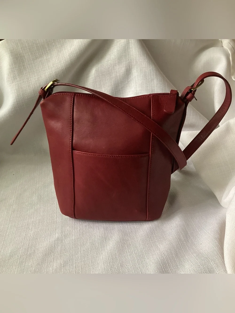 St. John's Bay Red 100% Cowhide Leather Outer Purse!